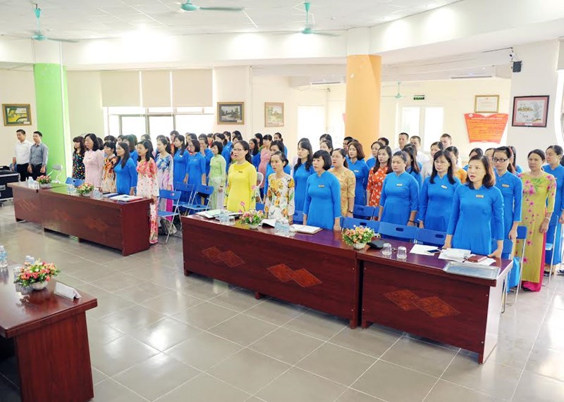 Trường Mầm non Phúc Đồng long trọng tổ chức Hội nghị cán bộ công nhân viên chức năm học 2016 - 2017
